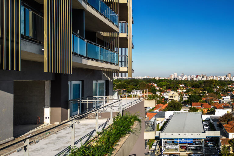 Edifício Ayra Pinheiros Nelson Kon